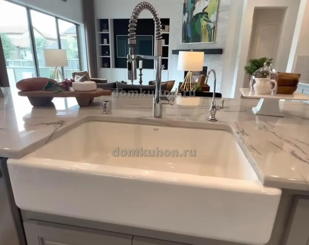 Кухня с островом - Лилия 4